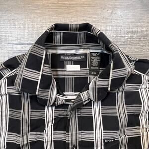 Enyce Clothing Co. Black and Silver Plaid Long Sleeve Button Down Shirt Medium